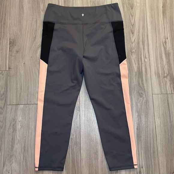 Muuv 7/8 Ankle length active legging with side pockets and tummy control XXL - Picture 4 of 4